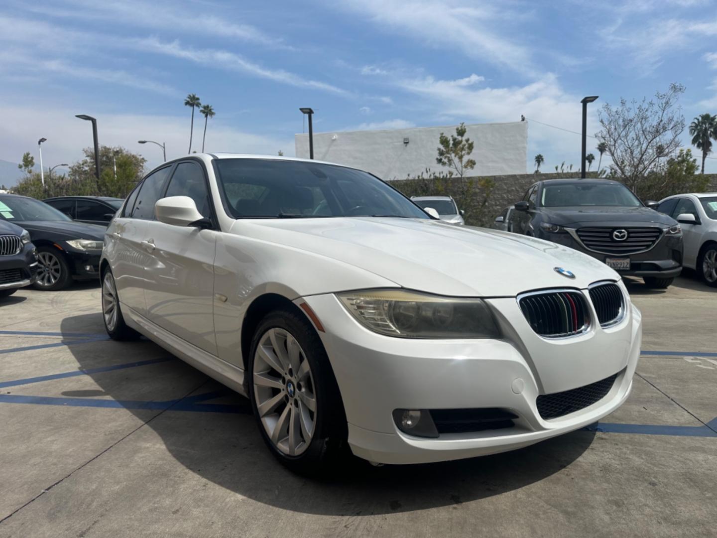 2011 White /Black BMW 3-Series 328i SA SULEV (WBAPH5G55BN) with an 3.0L L6 DOHC 24V engine, Automatic transmission, located at 30 S. Berkeley Avenue, Pasadena, CA, 91107, (626) 248-7567, 34.145447, -118.109398 - This BMW 328i Looks and drives good. It comes well equipped with leather seats, power seats, moon-roof, and a lot more. Bad credit? we can help! we are the bank. - Photo#7